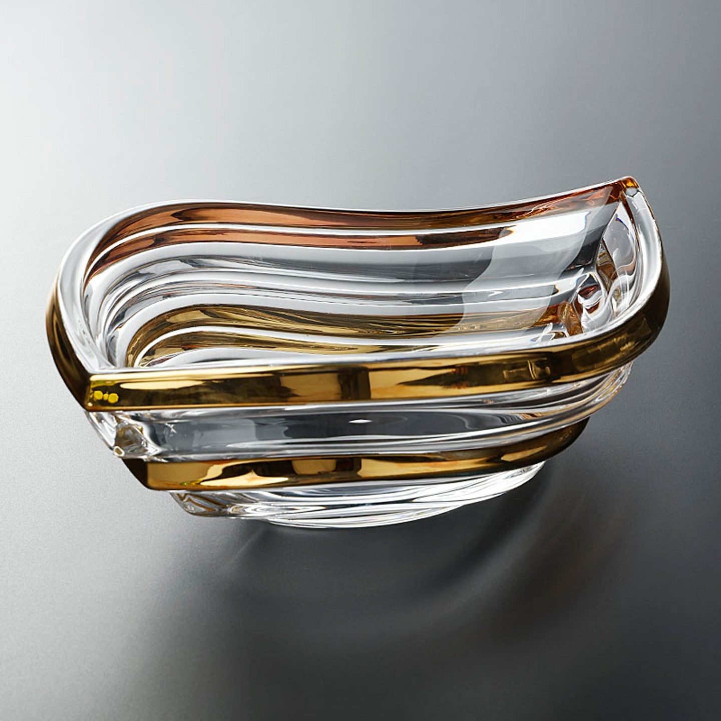 Light-luxury Gold-trimmed Wave-patterned Crystal Glass High-arched Fruit Platter - Image 8