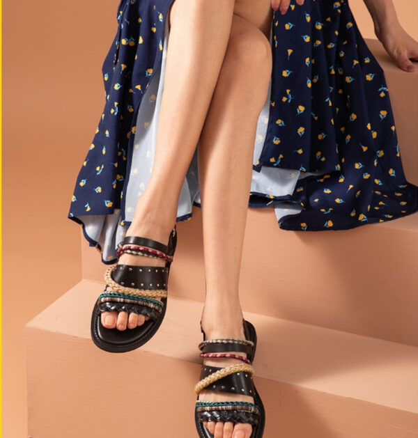 Women's Niche Roman Flat Sandals With A Sense Of Design - Image 5