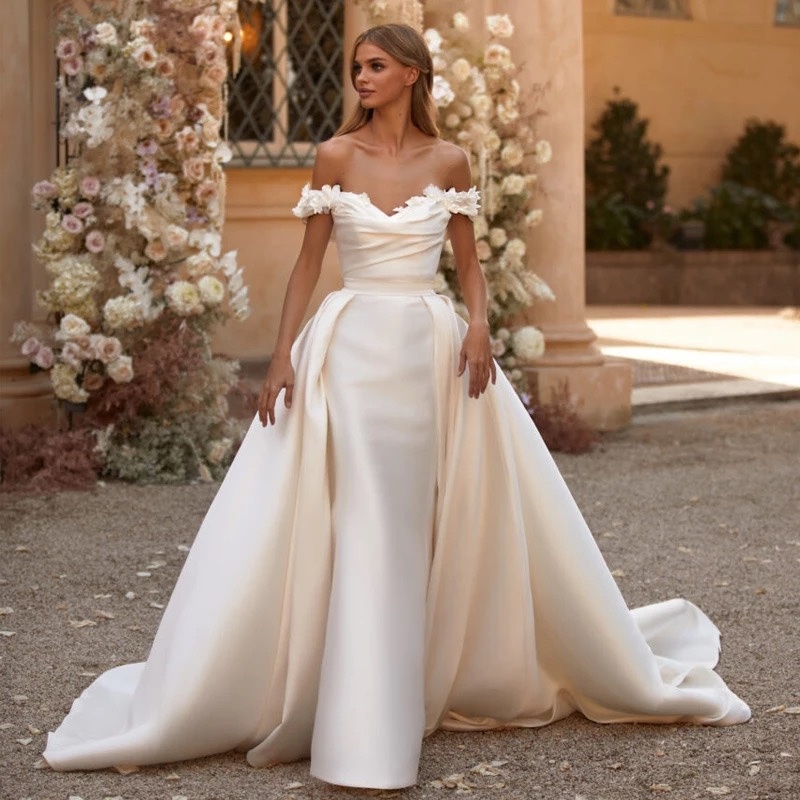 Wedding Dresses Mermaid Bride Dress With Detachable Train - Image 1