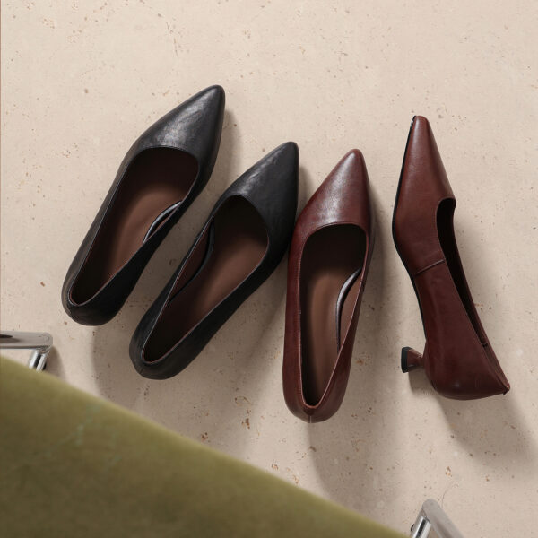 Women's Washed Full-Grain Cowhide Kitten Heel Pumps, Pointed Toe Handcrafted Leather Office Shoes - Image 4