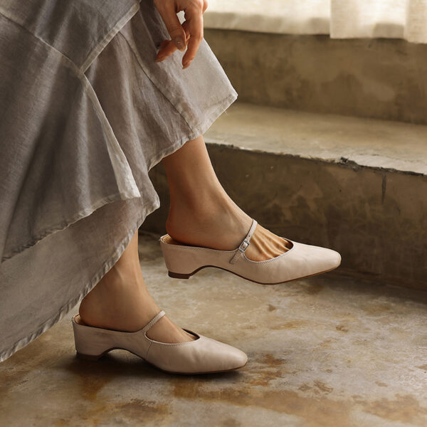 Women's Washed Full Grain Leather Mary Jane Mules, Low Heel Square Toe Slide Sandals - Image 9