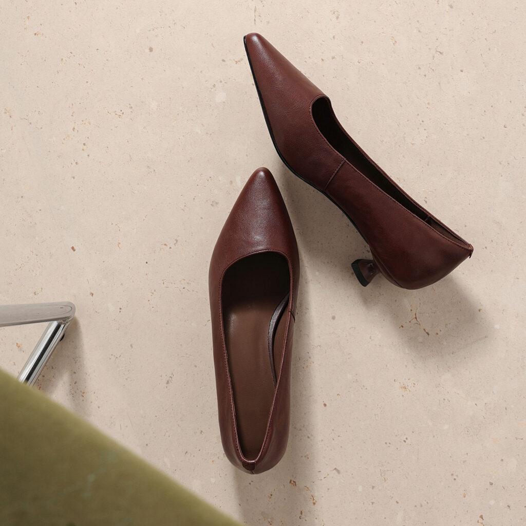 Women's Washed Full-Grain Cowhide Kitten Heel Pumps, Pointed Toe Handcrafted Leather Office Shoes