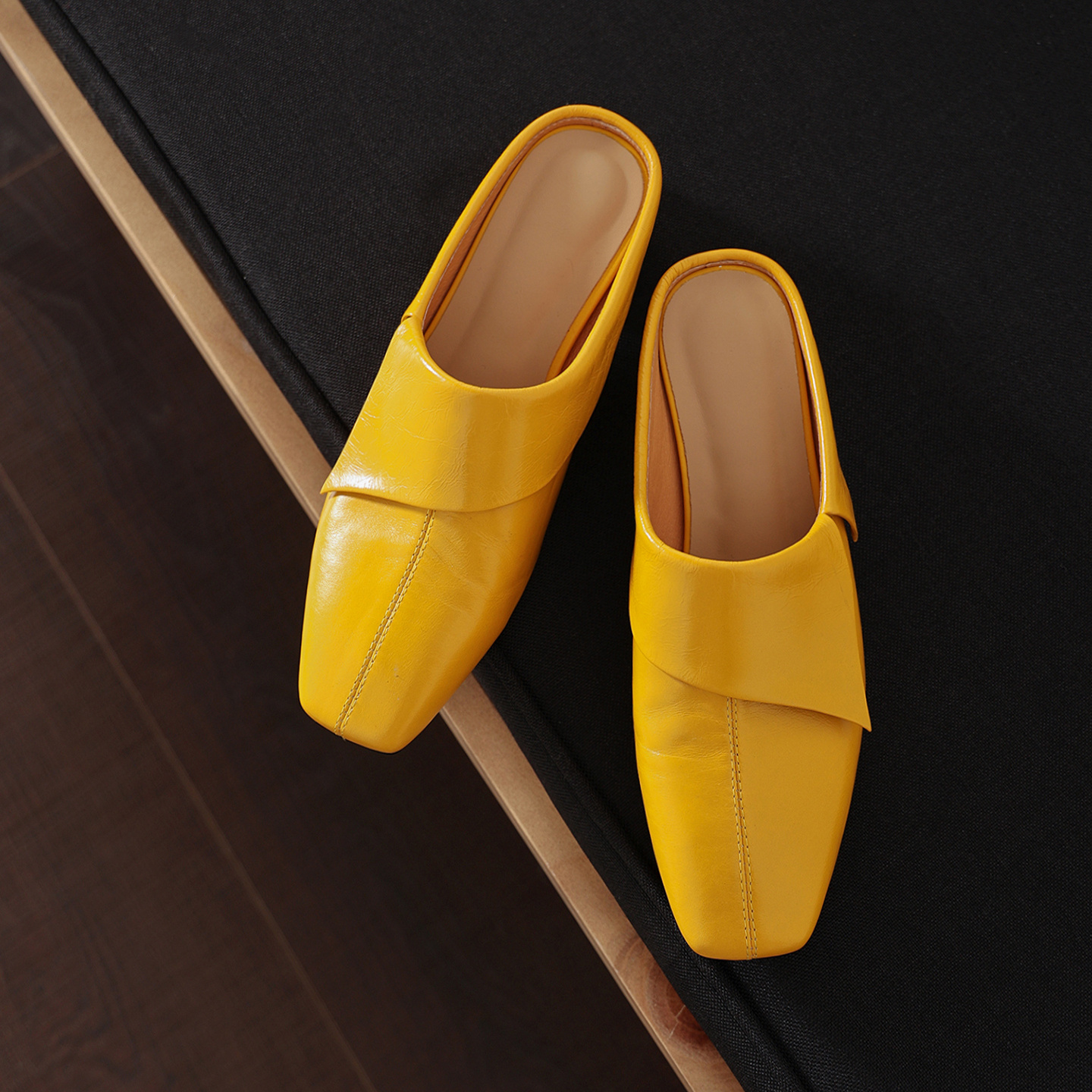 Vintage Washed Full-Grain Cowhide Fold-Over Mules, Ladies Square Toe Low Heel Backless Loafers - Image 3