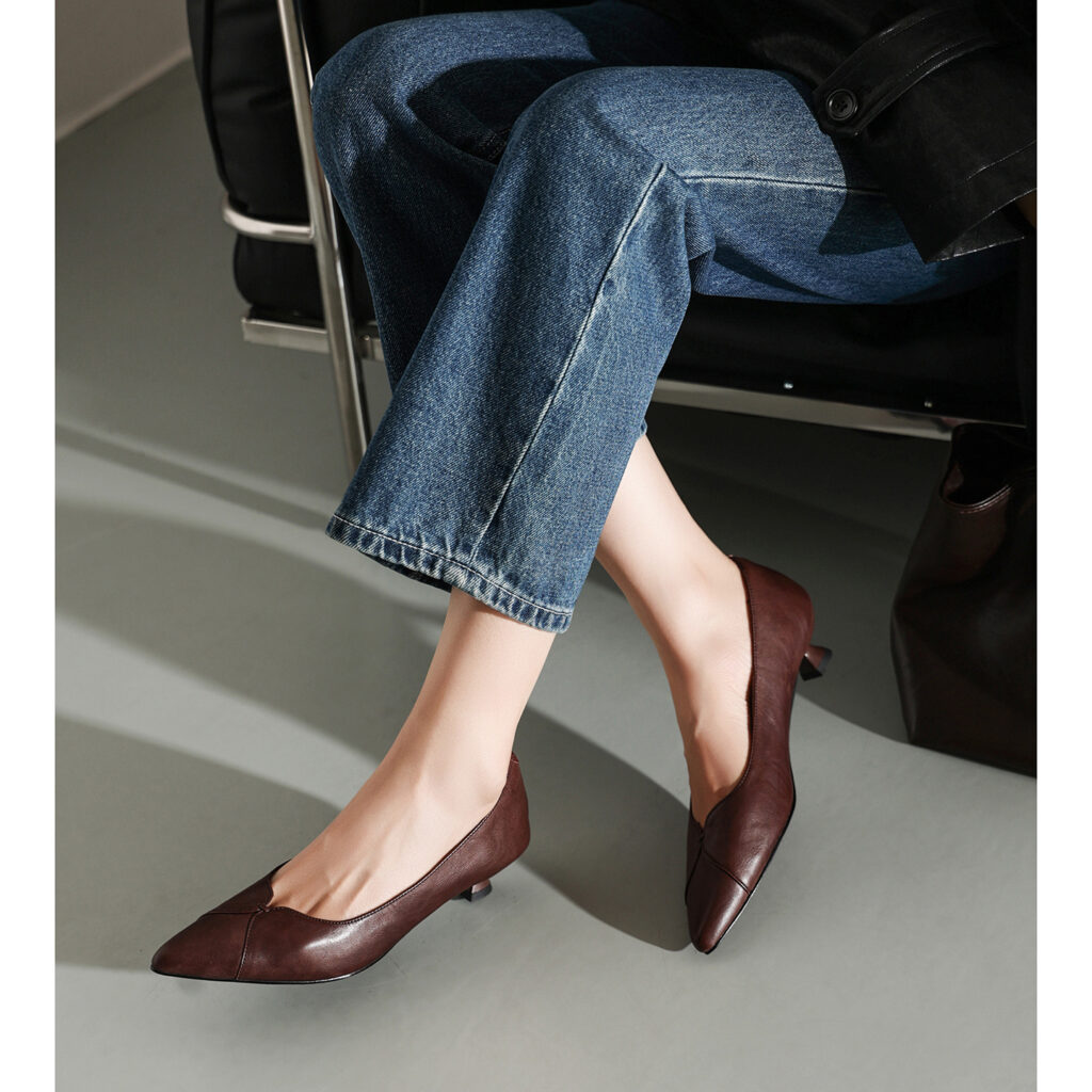 Women's Washed Full-Grain Cowhide Kitten Heel Pumps, Pointed Toe Handcrafted Leather Dress Shoes